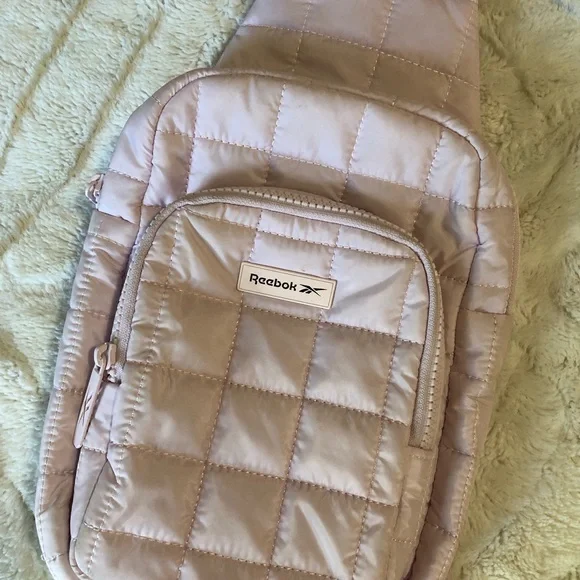 pink bag - Picture 3 of 3